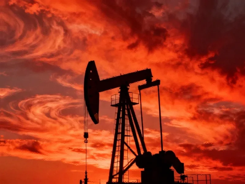 Oil Markets Navigate Geopolitical Crosscurrents as Weekly Losses Mount - Professional coverage